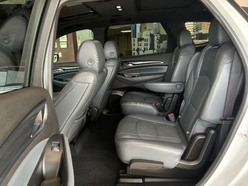 Used 2022 Buick Enclave Essence w/ Experience Buick Package image 31