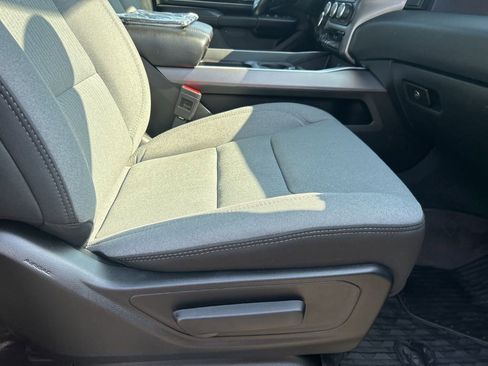 Used 2023 RAM 1500 Big Horn AWD/4WD image 19
