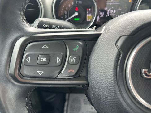 Used 2023 Jeep Wrangler Unlimited w/ Cold Weather Group AWD/4WD image 19