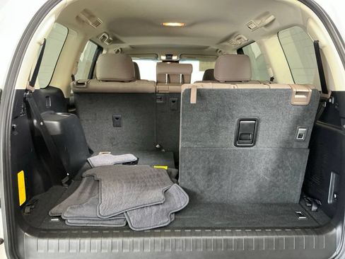 Used 2021 Lexus GX 460 Premium w/ Premium Package AWD/4WD image 30