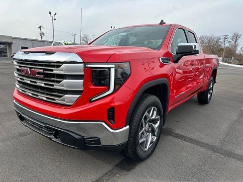 New 2026 GMC Sierra 1500 SLE AWD/4WD image 1