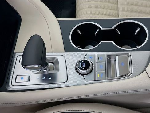 New 2026 Genesis G70 2.5T Prestige image 15