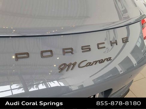 Used 2017 Porsche 911 Carrera image 7