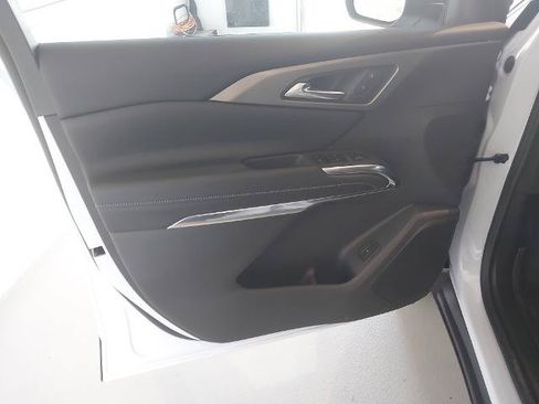 New 2027 Chevrolet Traverse LT w/ Driver Confidence Package FWD image 25