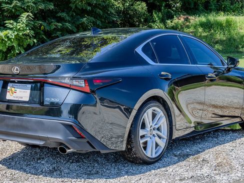 Used 2023 Lexus IS 300 w/ Comfort Package RWD image 5