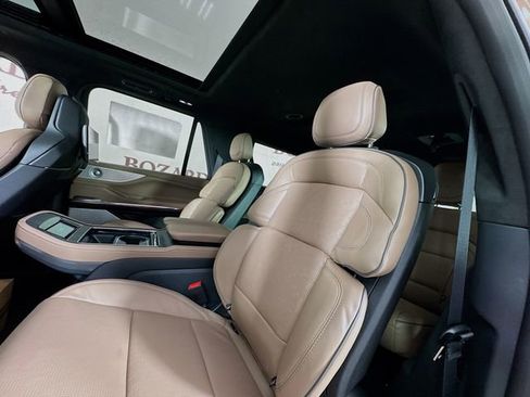 New 2025 Lincoln Navigator L Black Label image 26