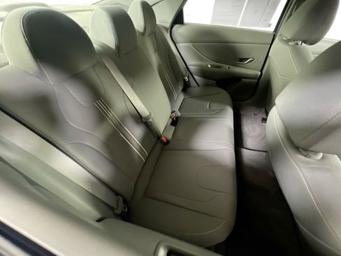 Used 2023 Hyundai Elantra SEL image 24