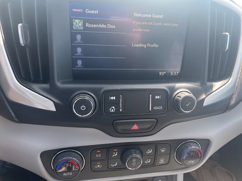 Used 2021 GMC Terrain SLT FWD image 7