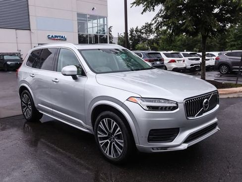 Used 2020 Volvo XC90 T6 Momentum w/ Protection Package Premier AWD/4WD image 7