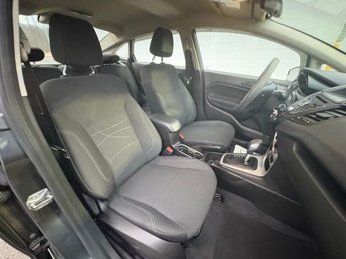Used 2019 Ford Fiesta SE image 23
