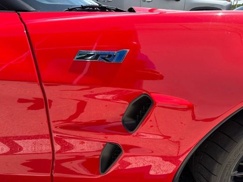 Used 2010 Chevrolet Corvette ZR1 w/ Preferred Equipment Group RWD image 10