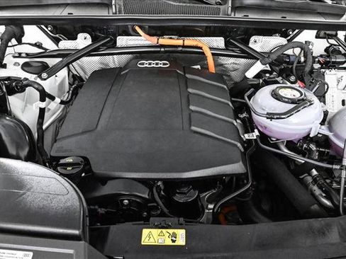 Used 2025 Audi Q5 e Premium Plus image 24