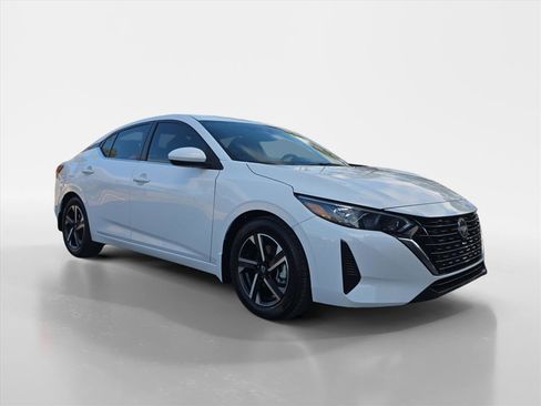 Used 2024 Nissan Sentra SV image 8