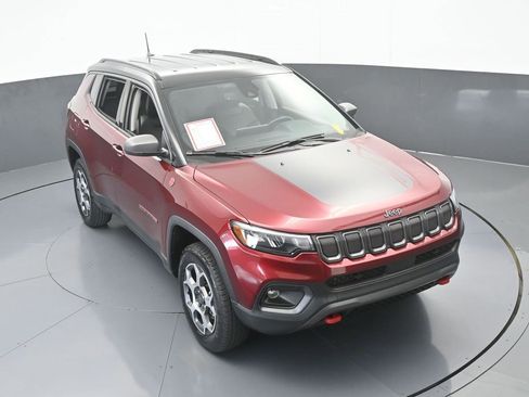 Used 2022 Jeep Compass Trailhawk w/ Trailhawk Convenience Group image 55