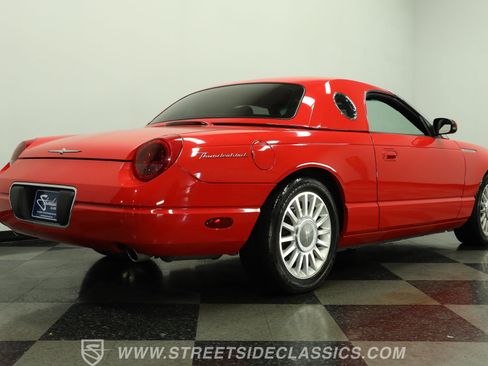 Used 2005 Ford Thunderbird RWD image 26