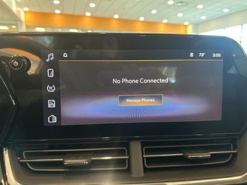 New 2026 Chevrolet Trax RS w/ Sunroof Package image 18