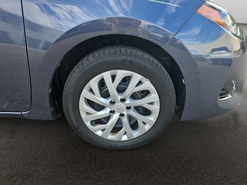 Used 2017 Toyota Corolla LE FWD image 39