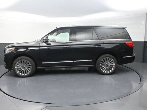 Used 2020 Lincoln Navigator Reserve w/ Luxury Package AWD/4WD image 4