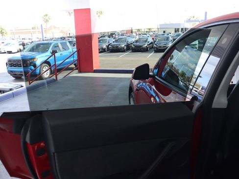 Used 2021 Tesla Model Y Long Range image 26