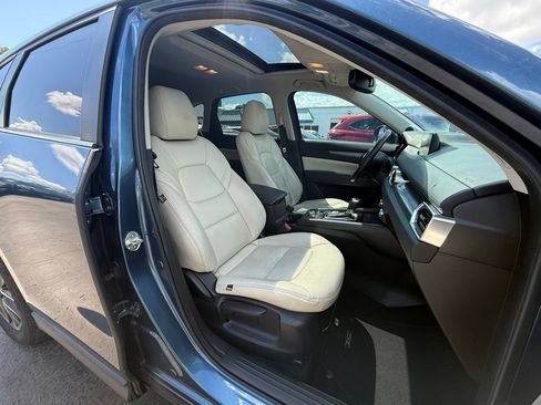 Used 2018 MAZDA CX-5 Touring w/ Preferred Equipment Package FWD image 10