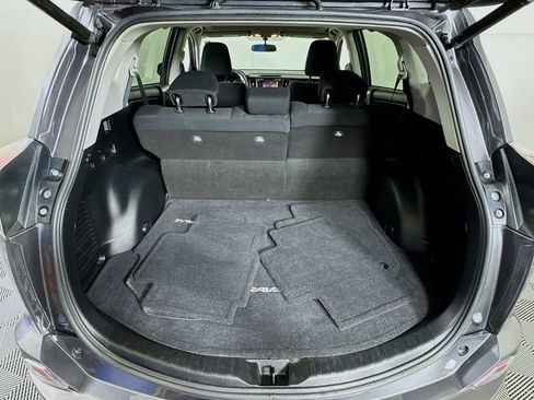 Used 2016 Toyota RAV4 XLE AWD/4WD image 26