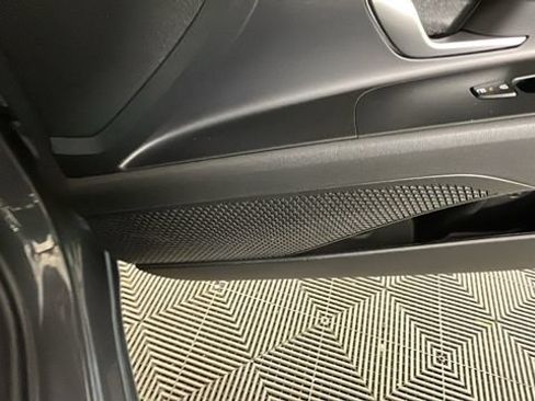 Certified 2024 Hyundai Elantra SEL FWD image 31
