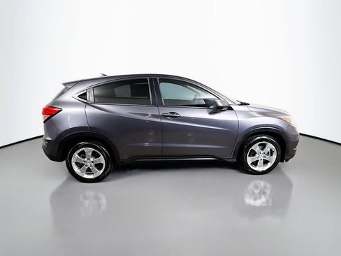 Used 2017 Honda HR-V LX image 8