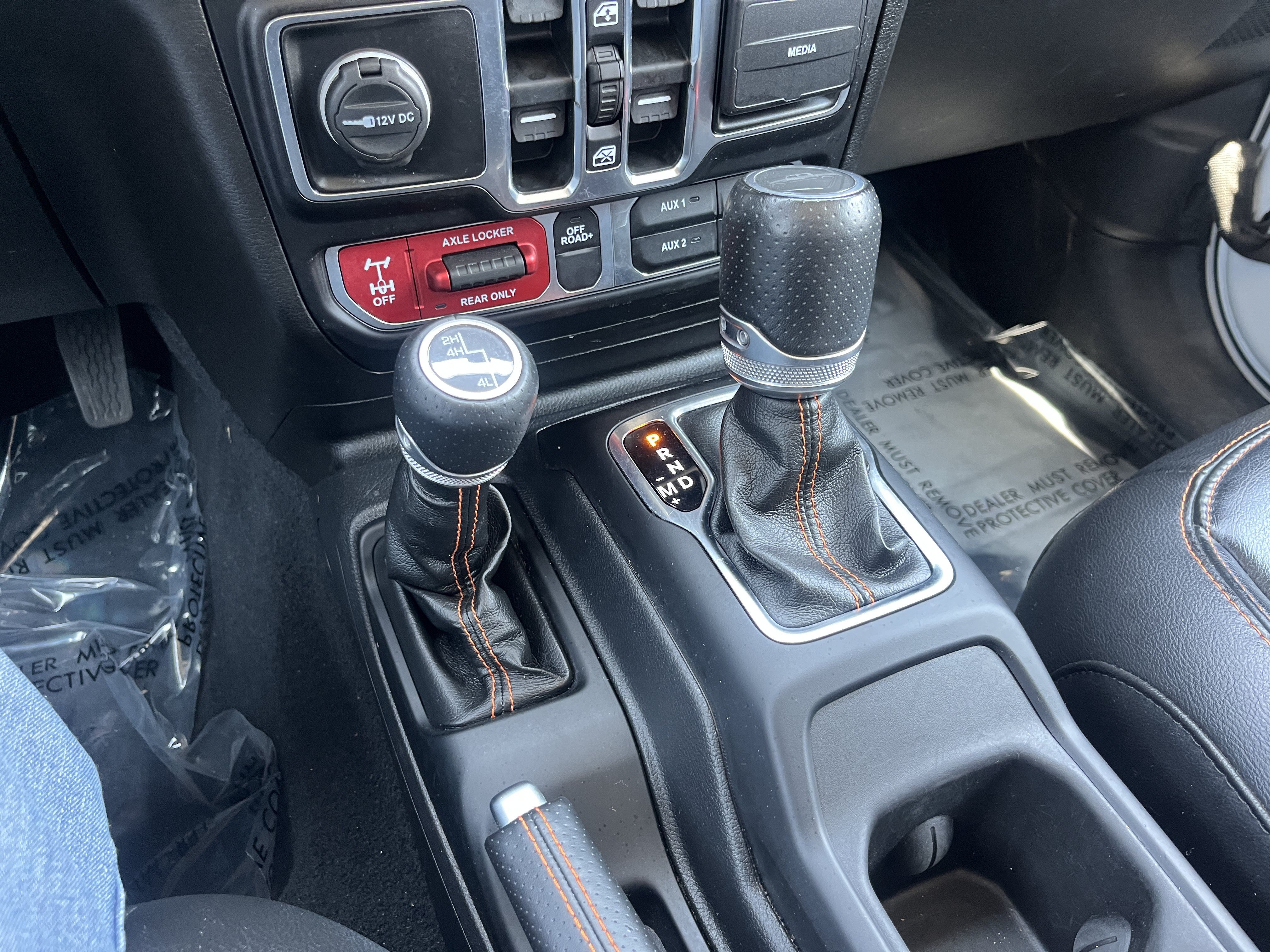 Used 2023 Jeep Gladiator Mojave w/ LED Lighting Group AWD/4WD image 29