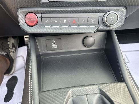 Used 2025 Ford Mustang GT Premium w/ GT Performance Package RWD image 36