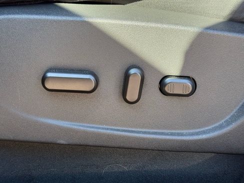 Used 2017 Ford Escape SE AWD/4WD image 6