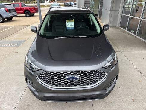 Certified 2024 Ford Edge SEL w/ Convenience Package image 12