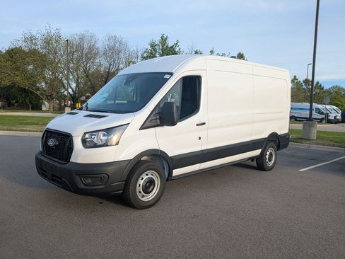 New 2026 Ford Transit 250 148 Medium Roof RWD image 7