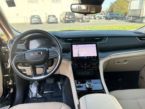 Used 2021 Jeep Grand Cherokee L Limited w/ Trailer Tow Group (B) image 24