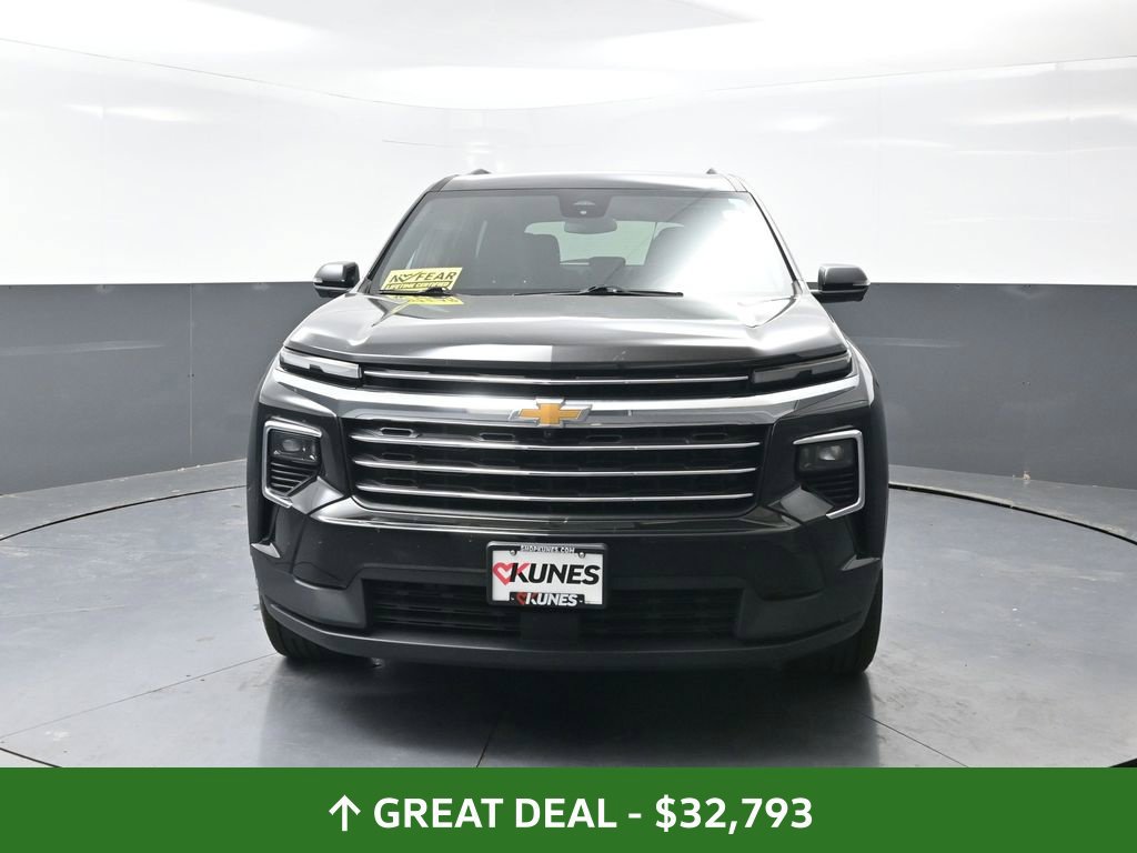 Used 2024 Chevrolet Traverse LT FWD image 7