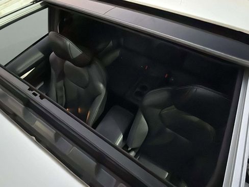 Used 2017 INFINITI Q60 2.0t w/ Moonroof Package image 30