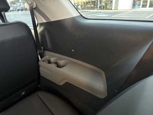 New 2026 Kia Carnival LXS image 31