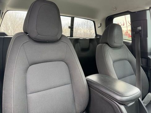 Used 2022 Chevrolet Colorado LT w/ Fleet Safety Package image 8