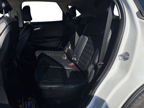 Certified 2024 Ford Edge SEL AWD/4WD image 18