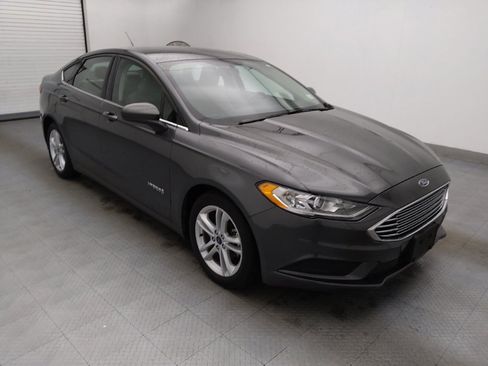 Used 2018 Ford Fusion S image 11
