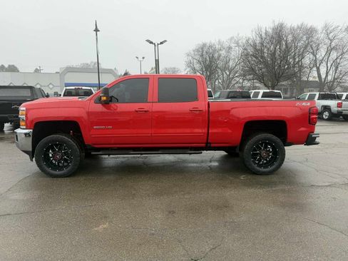 Used 2017 Chevrolet Silverado 2500 LT w/ LT Convenience Package image 5