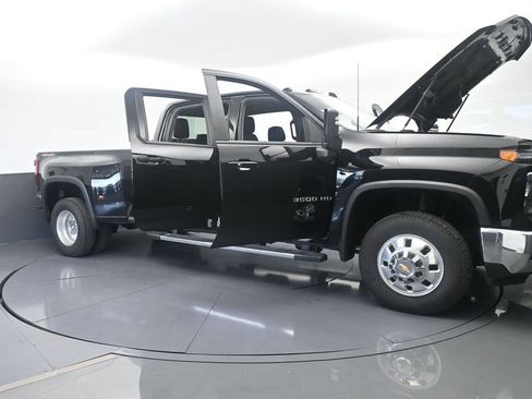 Used 2026 Chevrolet Silverado 3500 LT AWD/4WD image 79