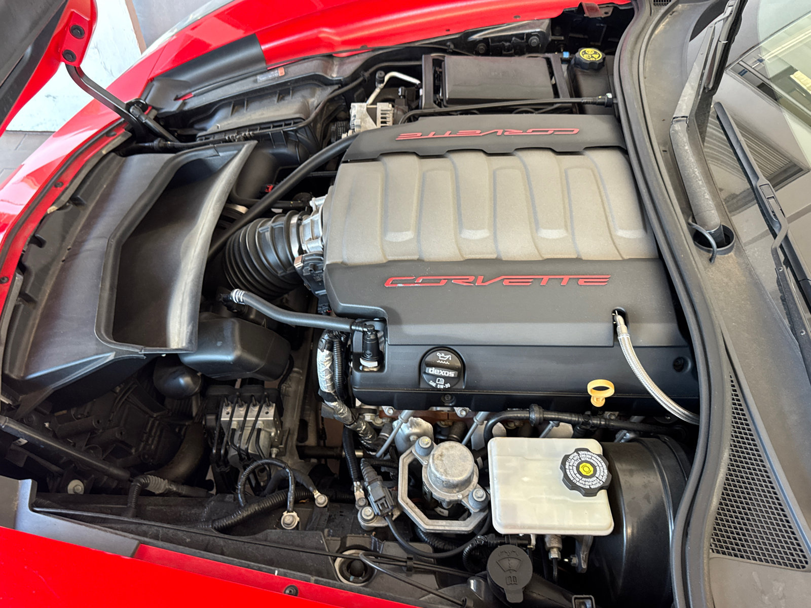 Used 2017 Chevrolet Corvette Stingray Coupe w/ 1LT RWD image 8