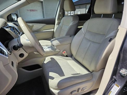 Used 2015 Nissan Murano Platinum w/ Platinum Technology Package AWD/4WD image 11