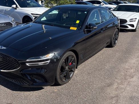 Used 2022 Genesis G70 3.3T image 1