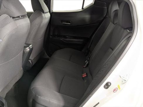 Used 2018 Toyota C-HR XLE image 16