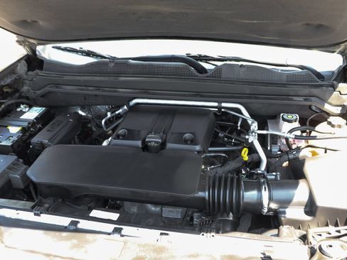 Used 2024 Chevrolet Colorado Trail Boss w/ LPO, Skid Plate Package AWD/4WD image 12