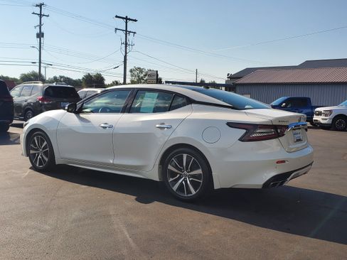 Used 2019 Nissan Maxima 3.5 SL w/ Floor Mat Group FWD image 3