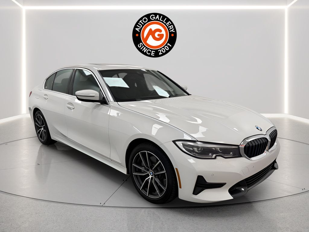 Used 2021 BMW 330i Sedan w/ Convenience Package RWD image 1