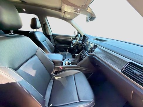 Used 2021 Volkswagen Atlas SEL image 15