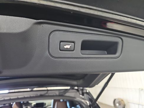 Used 2024 Honda Passport EX-L image 13